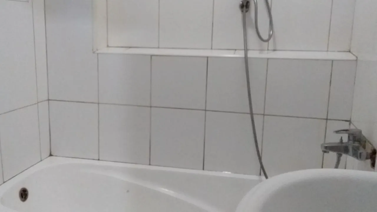 **  Vegas Hotel Кампала Уганда